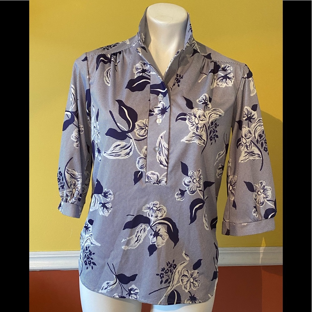 Vintage Blue and white pattern shirt